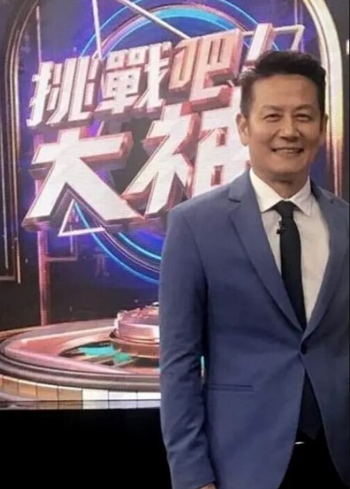 小宝寻花极品黑裙高颜值甜美长腿妹 - Lvmao海报